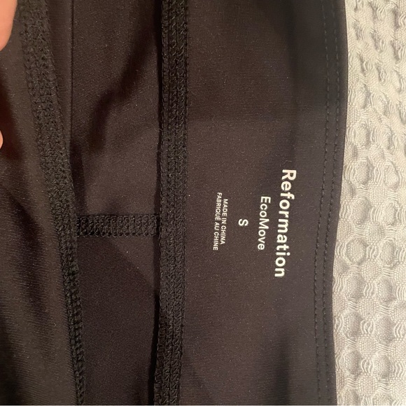 Reformation ecomove set - Picture 3 of 6